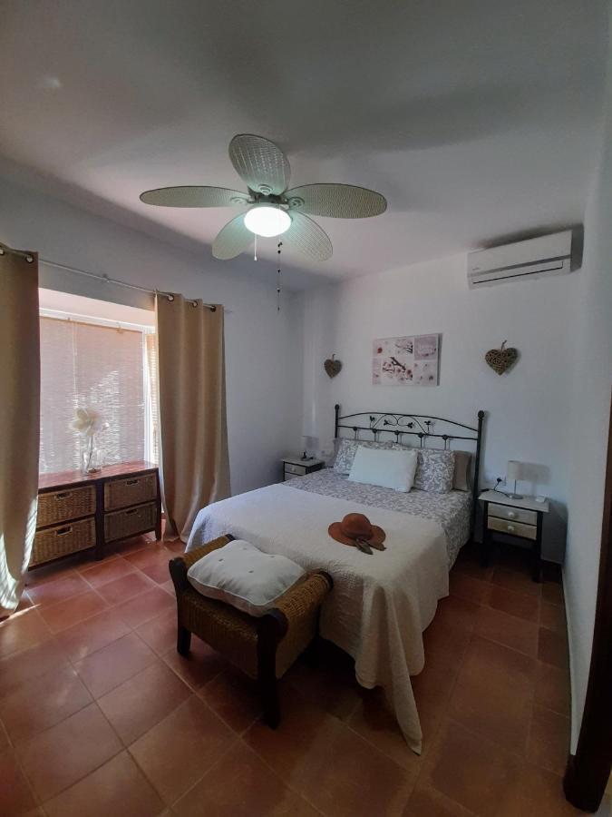 Villa Lola 14 *